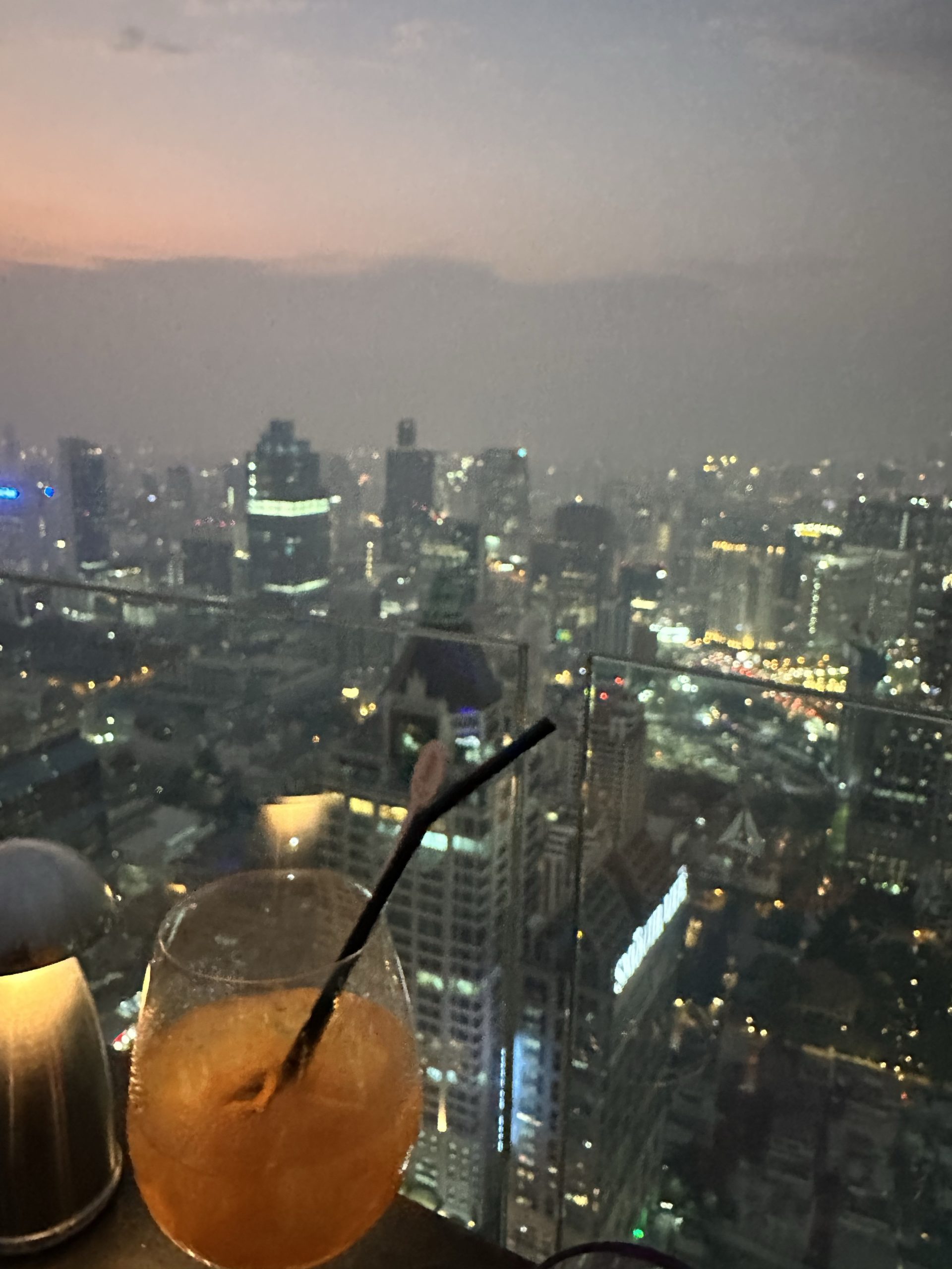 Sky roof vertigo